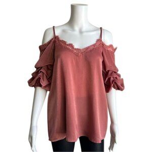 Entro Cold Shoulder Boutique Top - S